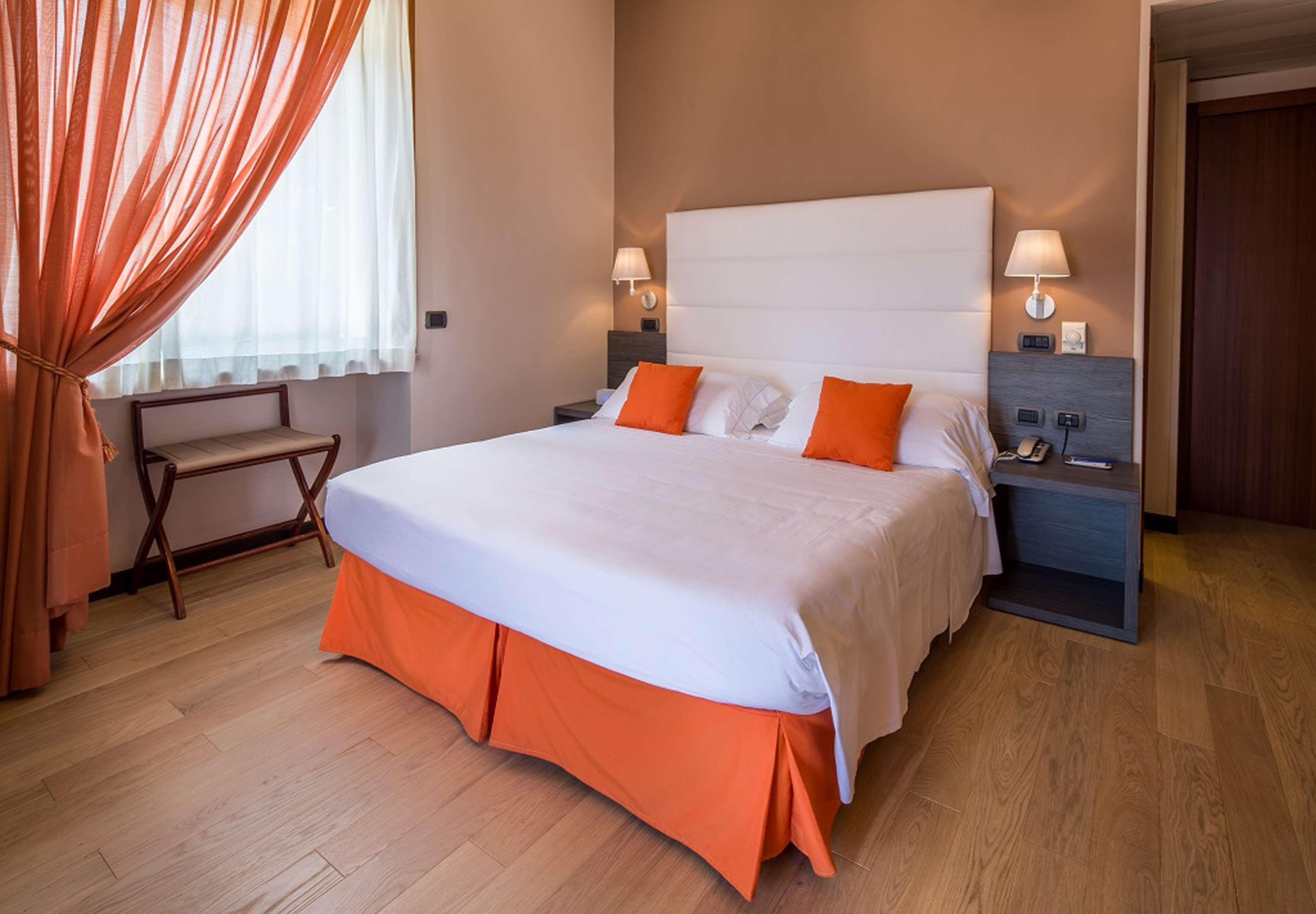 เบสต์ เวสเทิร์น เรจีนา เอเลนา Hotel ซานตา มาร์เกอริตา ลีกูเร ภายนอก รูปภาพ