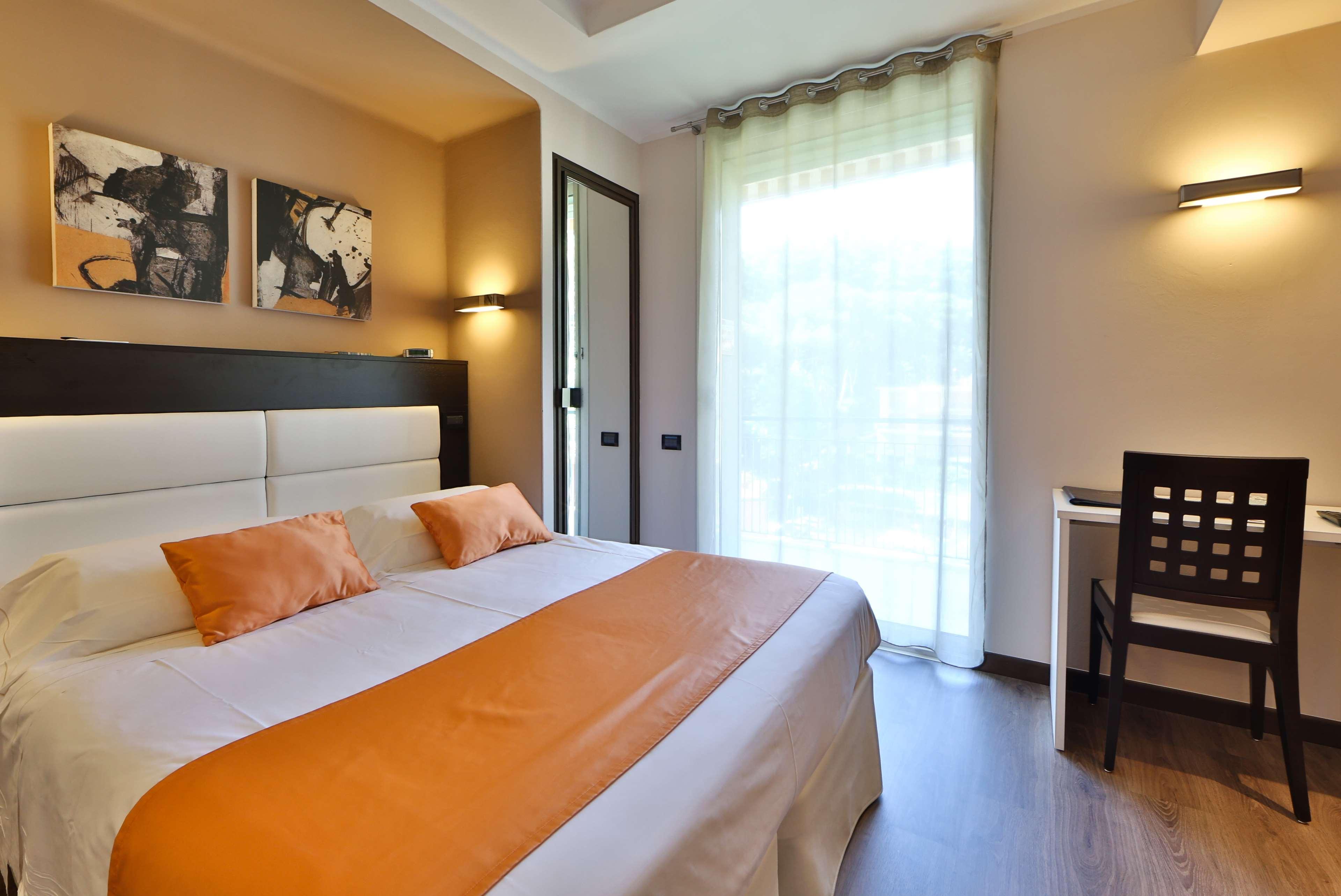 เบสต์ เวสเทิร์น เรจีนา เอเลนา Hotel ซานตา มาร์เกอริตา ลีกูเร ภายนอก รูปภาพ